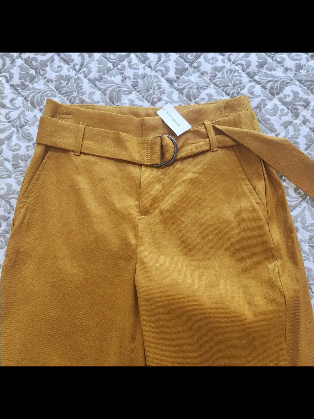 NWT Banana Republic linen blend pants in mustard size 2